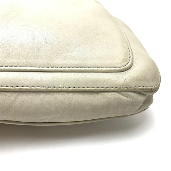 Kenneth Cole New York Ivory Genuine Leather Shoulder Bag Purse Tote Satchel - Picture 11 of 16